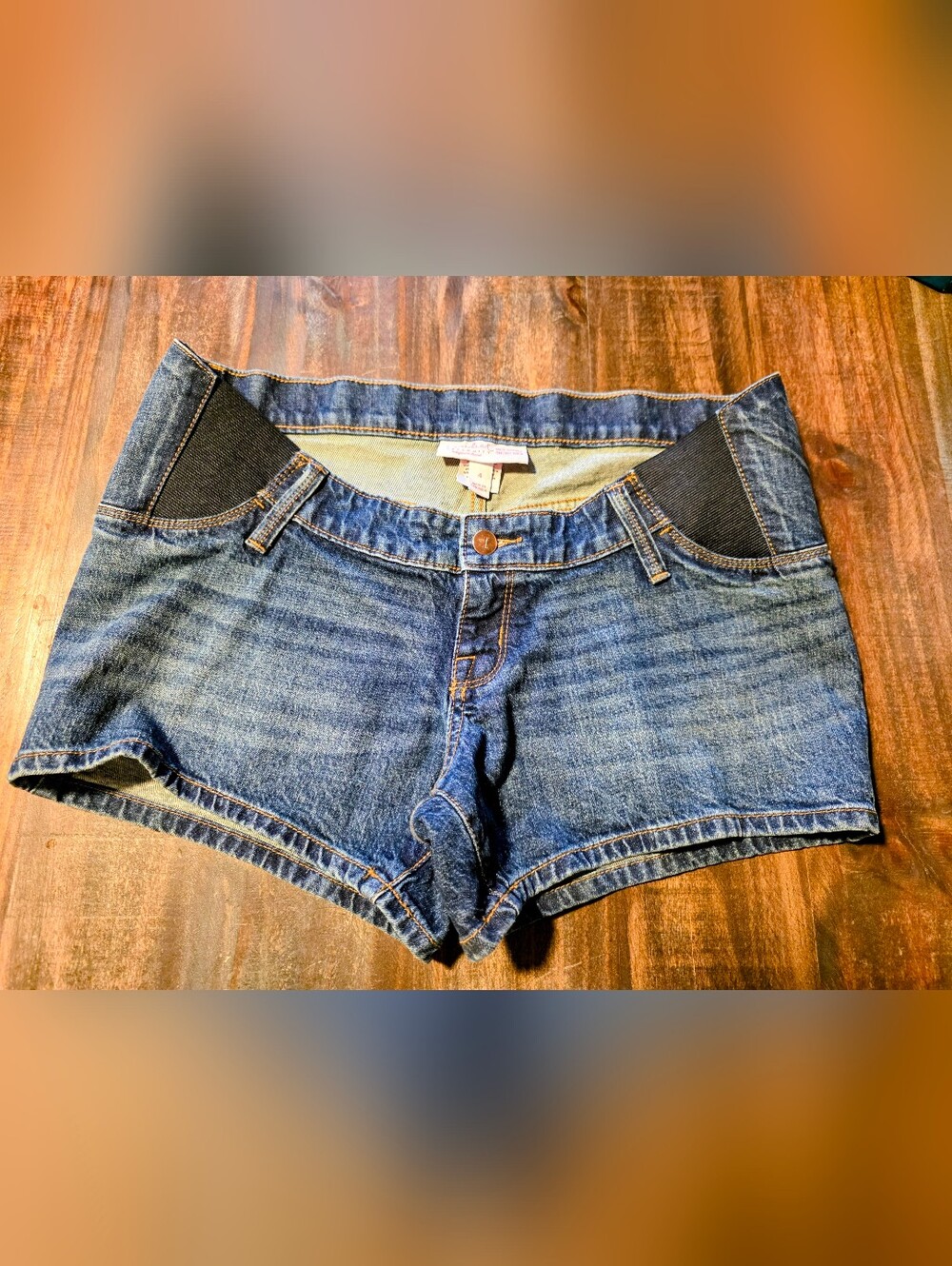 Isabel Maternity Underbelly Midi Denim Shorts with Elastic Side Panels
